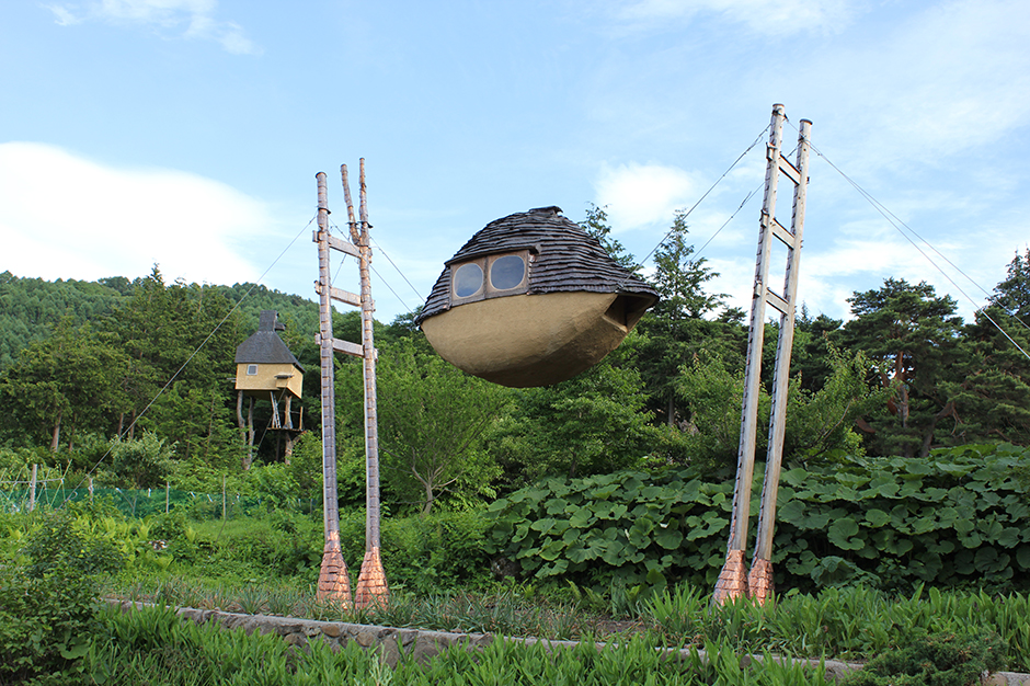 高過庵（2004年）、空飛ぶ泥舟（2010年）